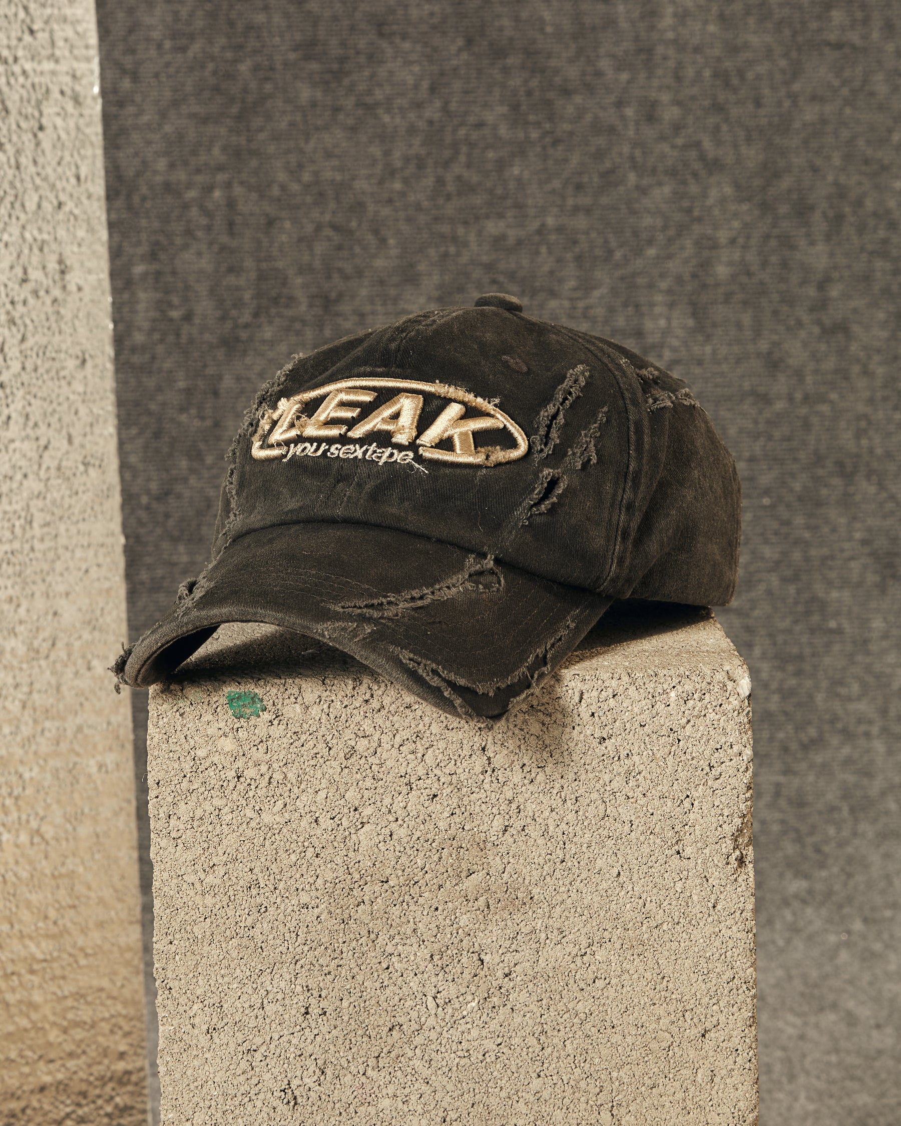 media.preview_image.alt